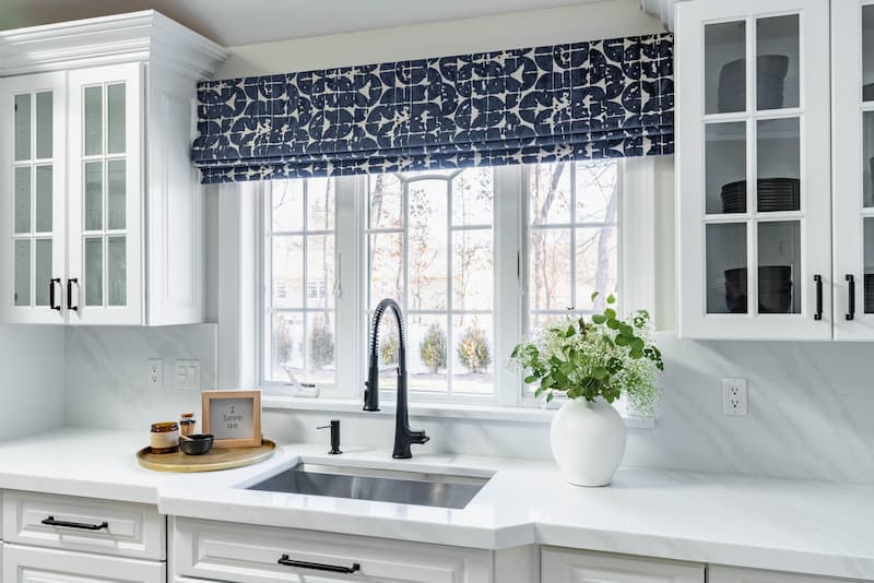 Valance or Cornice: Are They in Style and What is the Difference?